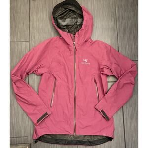 Arc’teryx Beta LT Gore-Tex Shell Jacket Magenta Women’s Size Medium Outdoor